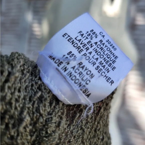 EQUINOXE boho sweater vest shawl, hi-low, rayon - Picture 6 of 7